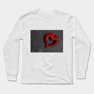 A  Vibrant Red Sparkling Heart Decoration Long Sleeve T-Shirt